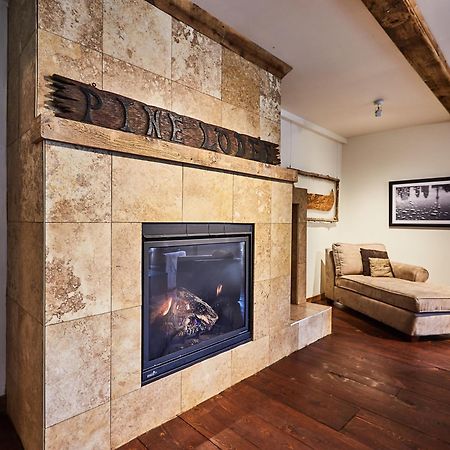 3 Pines Lodge Huntsville Extérieur photo