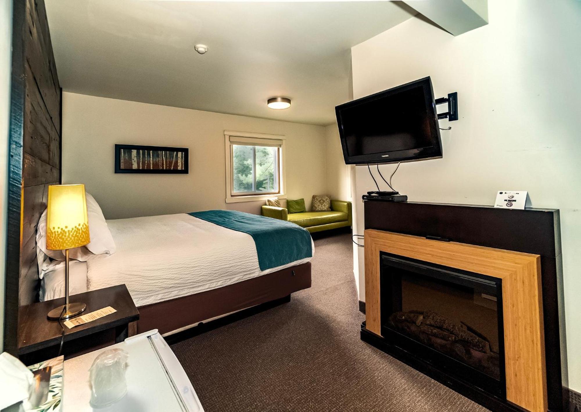 3 Pines Lodge Huntsville Extérieur photo