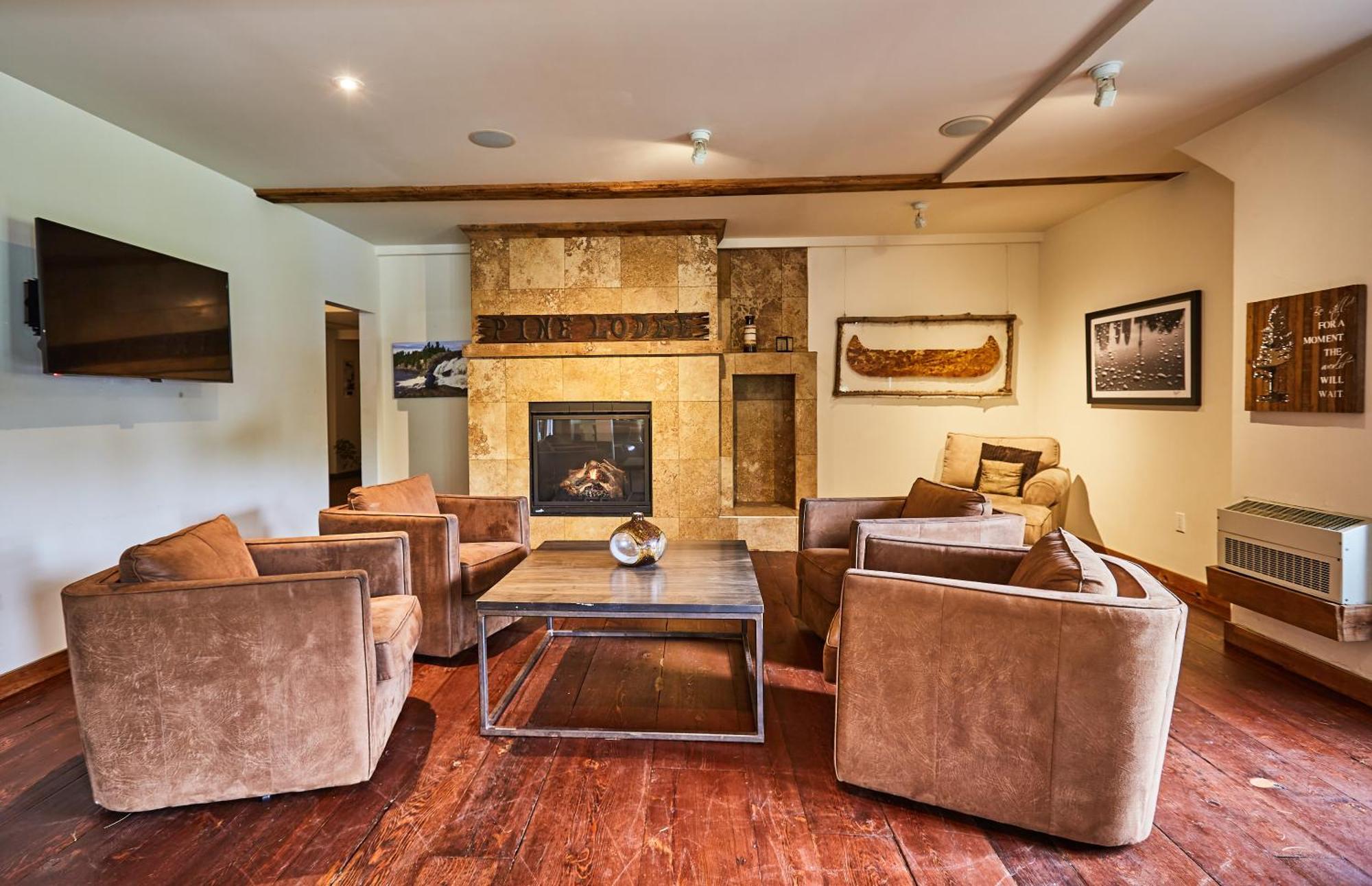 3 Pines Lodge Huntsville Extérieur photo