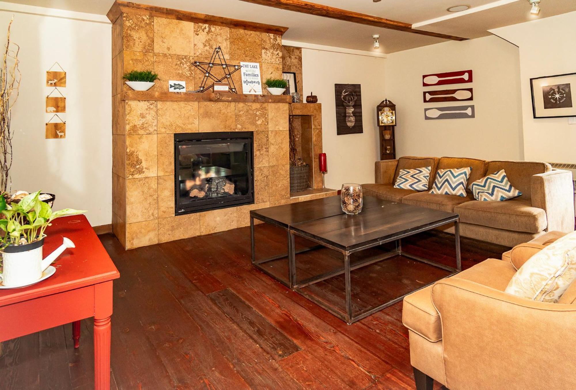 3 Pines Lodge Huntsville Extérieur photo